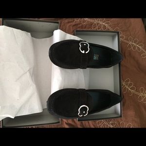 Gucci Women’s Suede Loafers Size 10 (US)